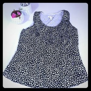 White House Black Market lined Blouse Size Medium